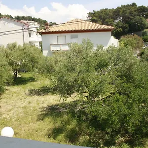 Gostinjska kuća Matusan's Place, Banjol